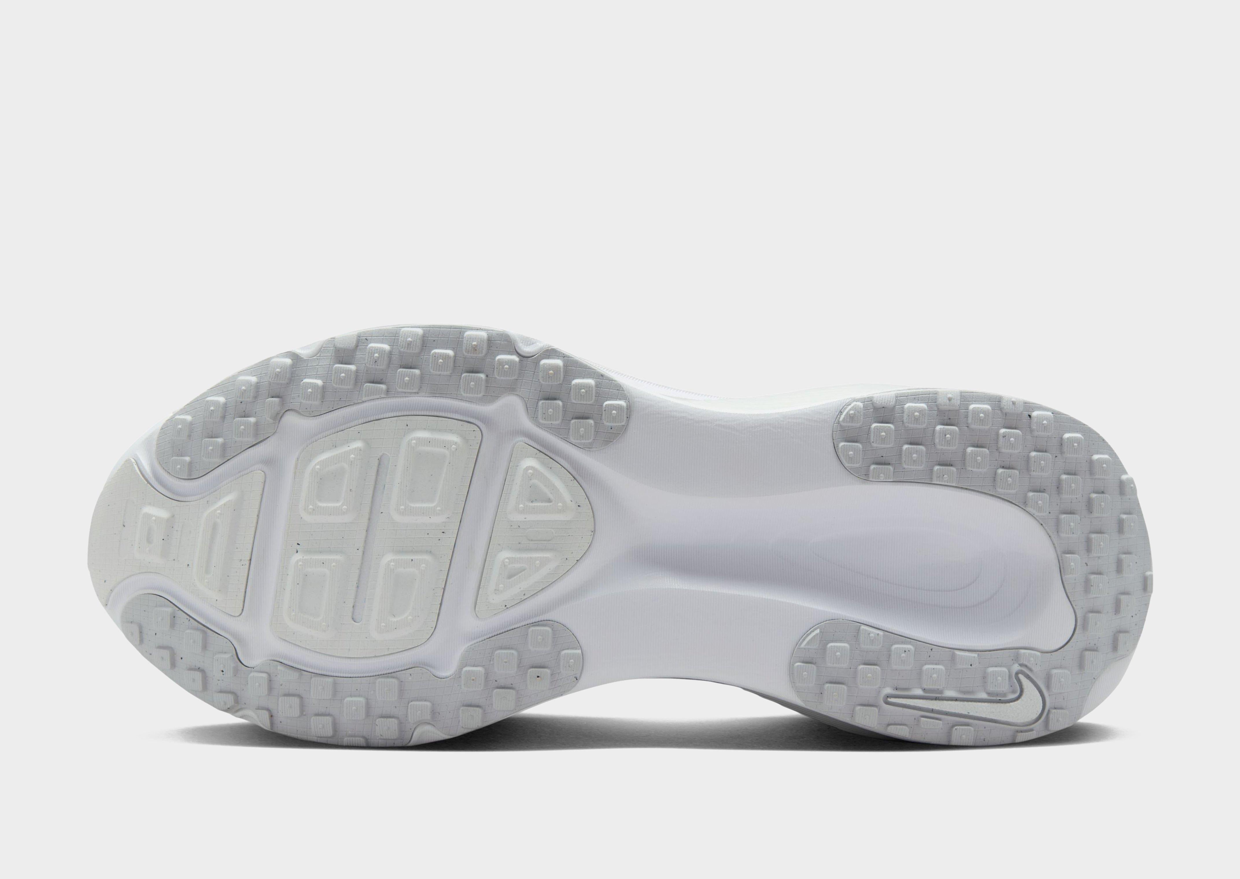 White Nike Vomero 18 Women's - JD Sports Singapore