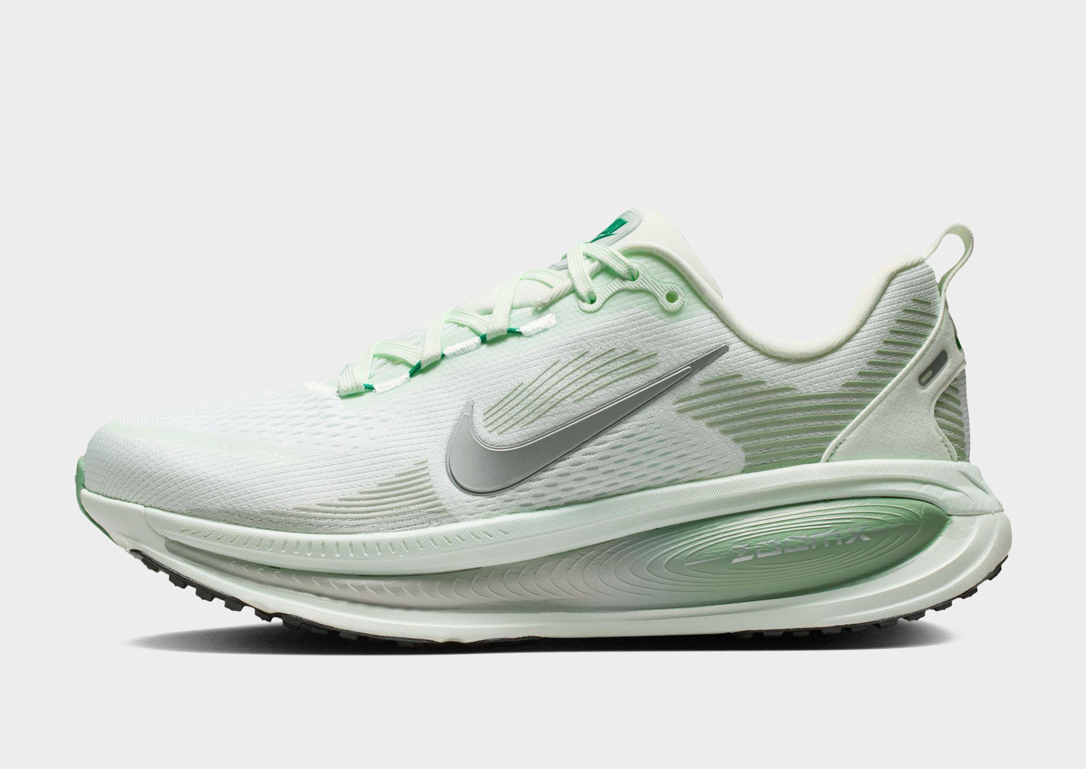 Green Nike Vomero 18 Women's - JD Sports Singapore
