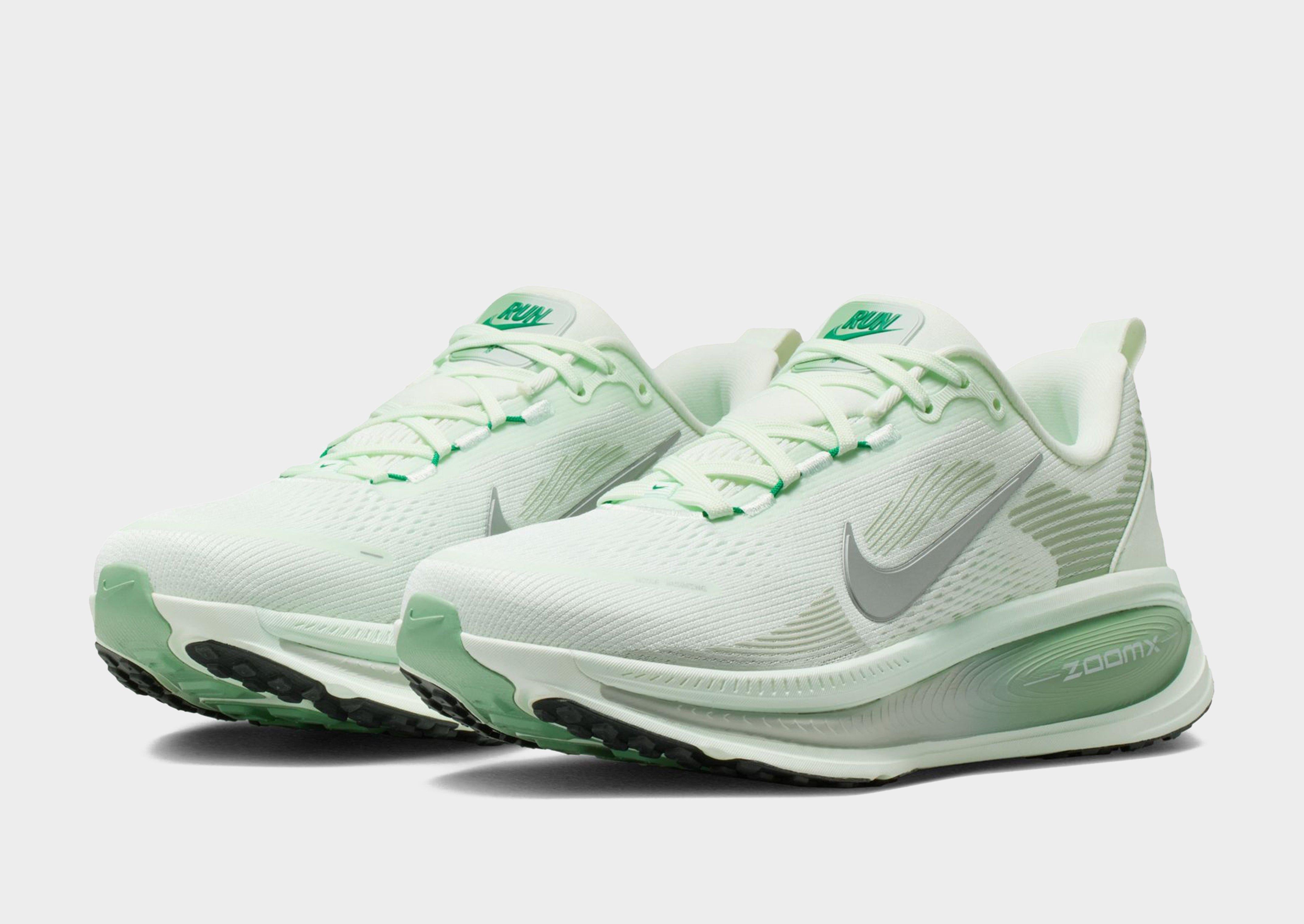 Green Nike Vomero 18 Women's - JD Sports Singapore