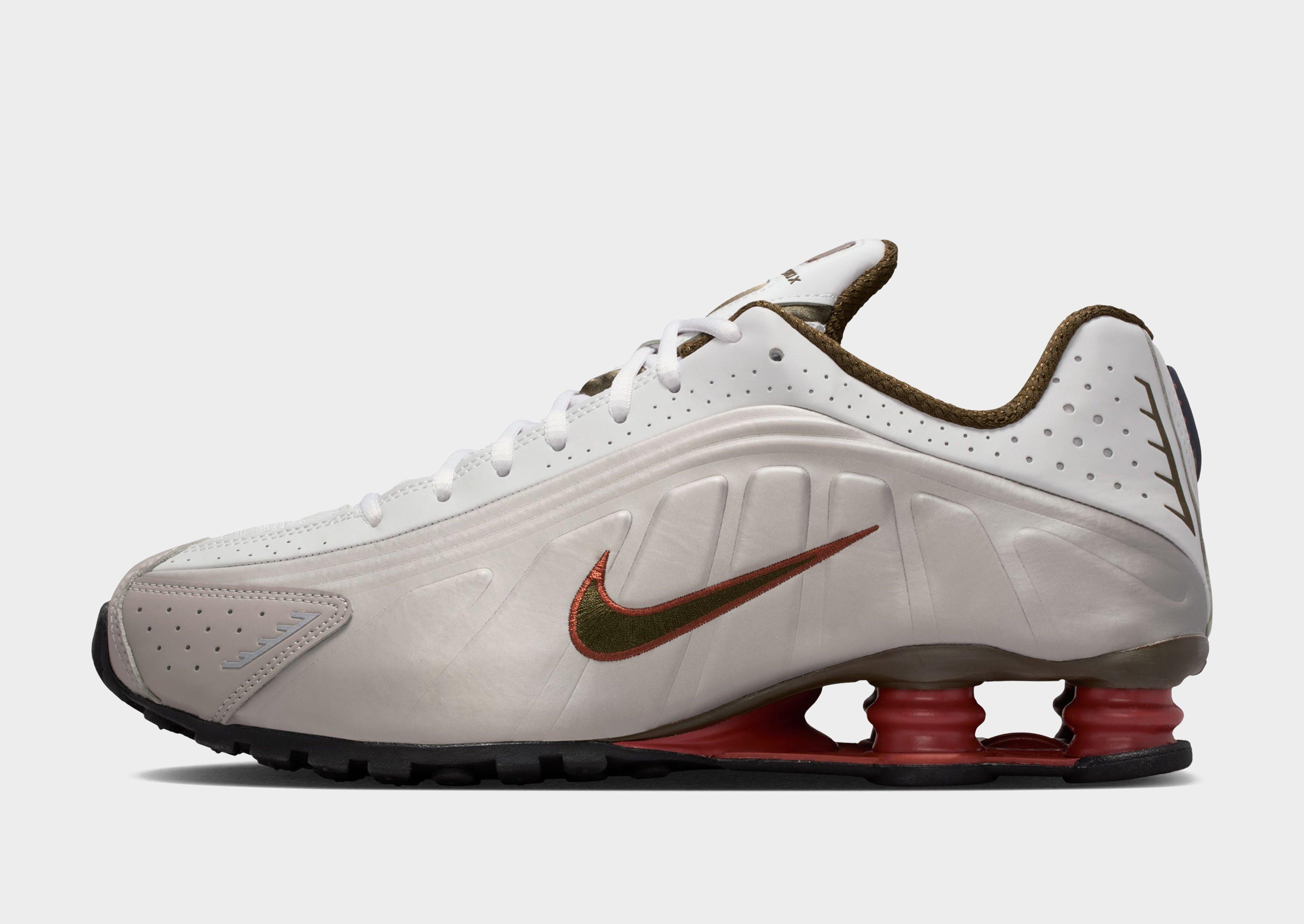 White Nike Shox R4 - JD Sports Singapore