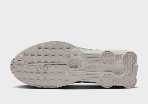 Shox R4