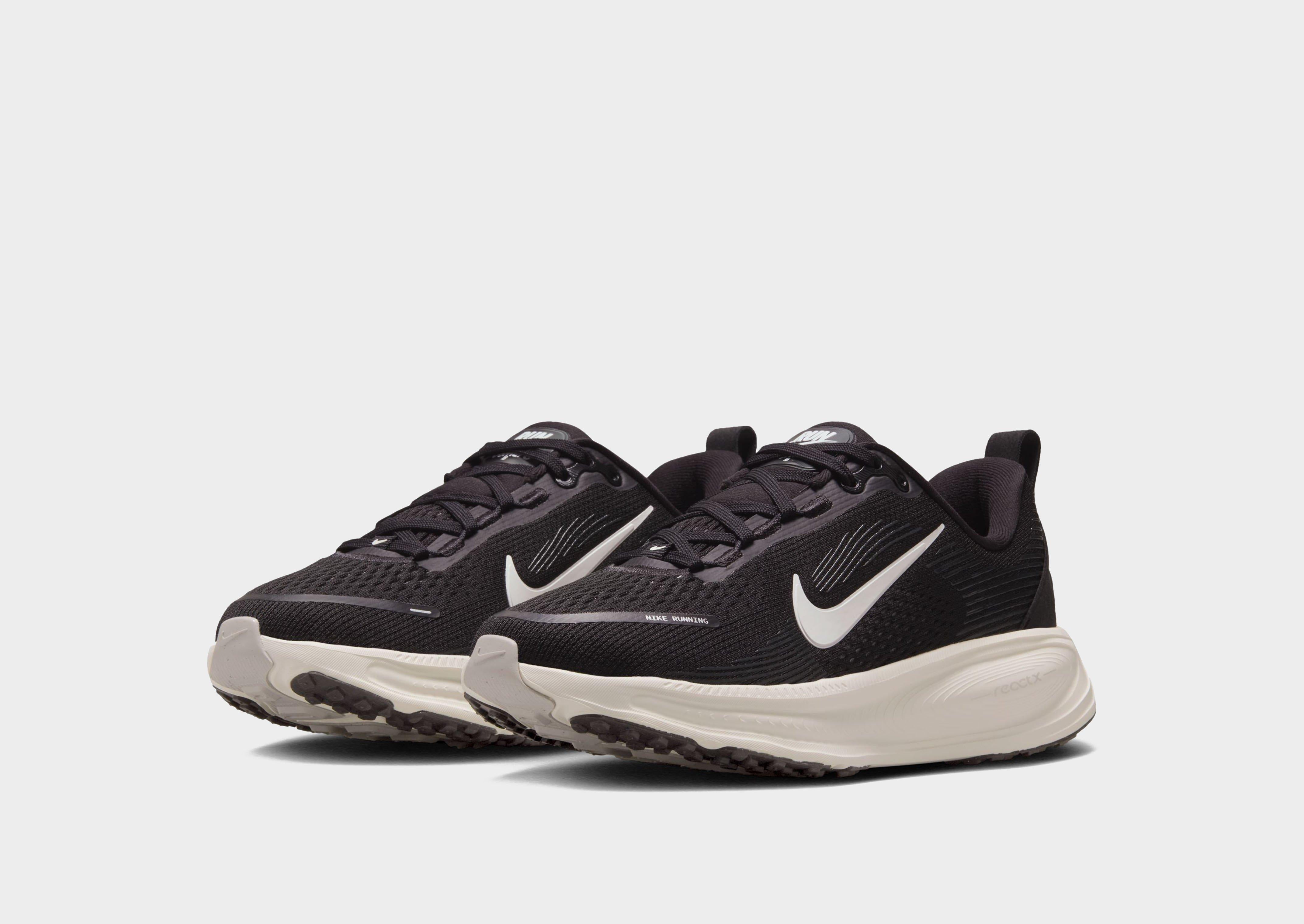 YUー。未使用❗ナイキ VOMERO 18 (GS) 25cm Black Nike Vomero 18 Junior's - JD Sports Singapore