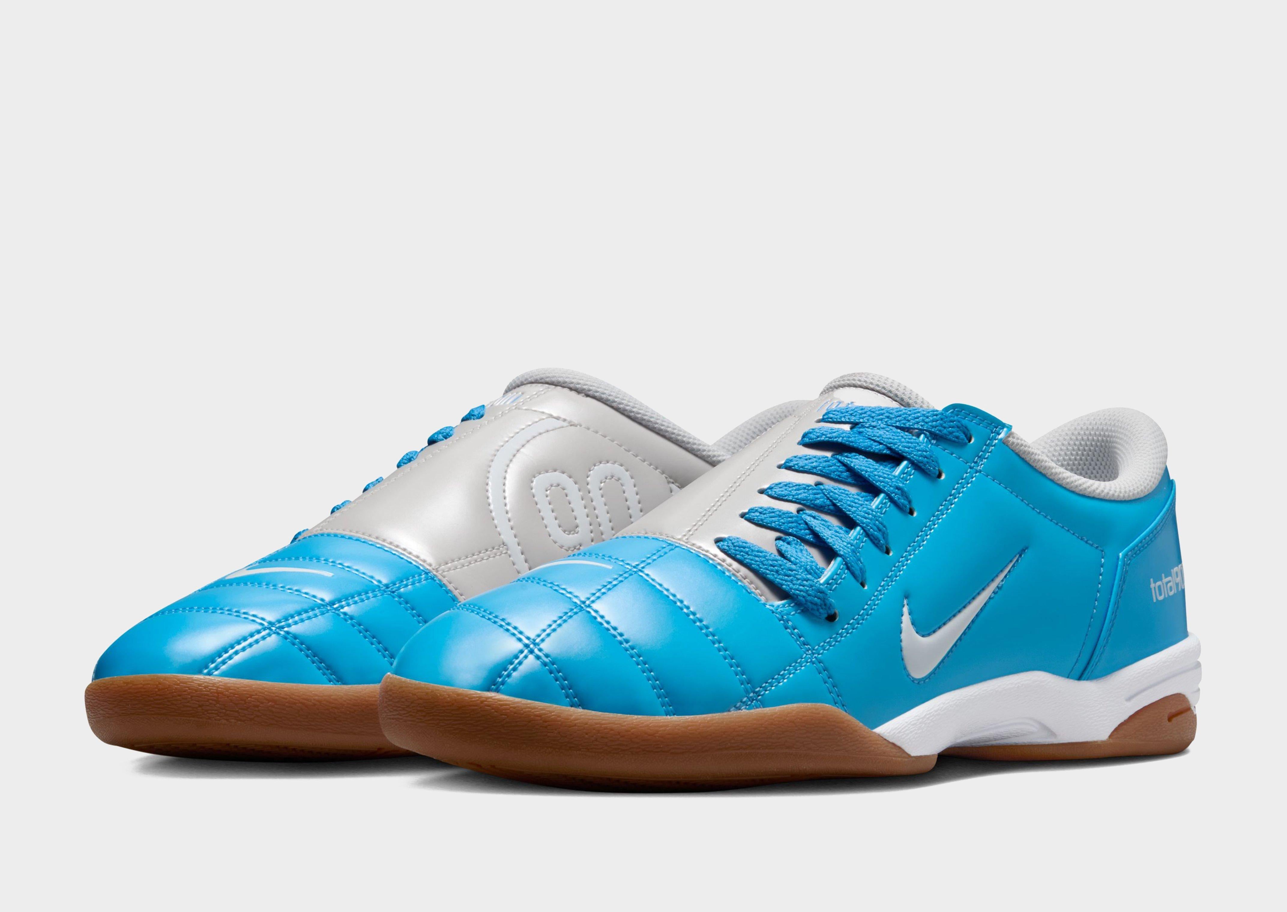 nike total 90 futsal shoe