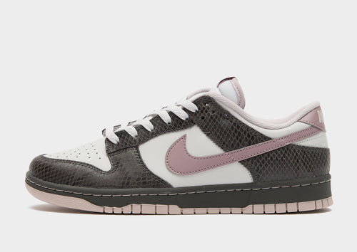 Dunk Low SE