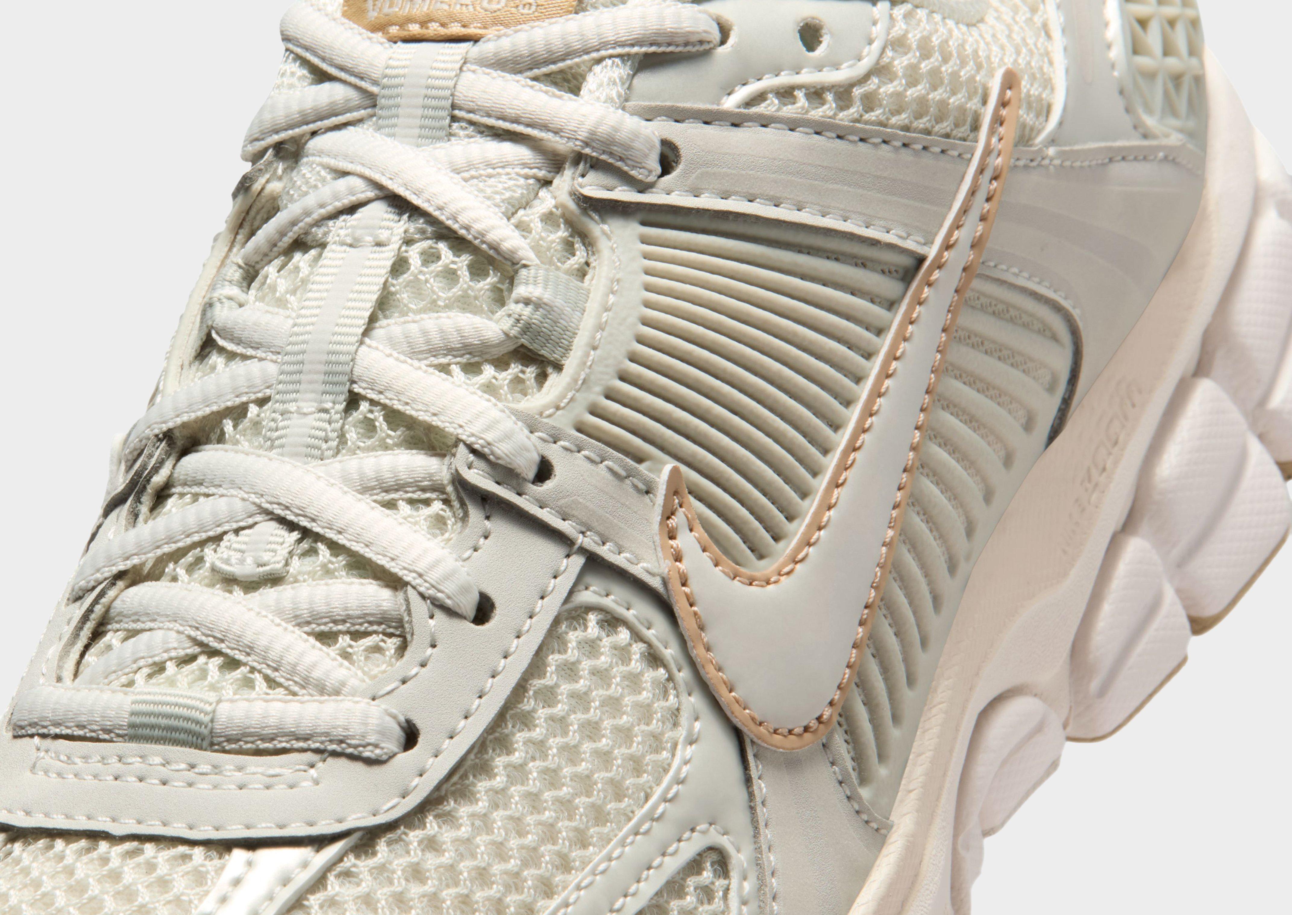 Beige Nike Zoom Vomero 5 Women's - JD Sports Singapore