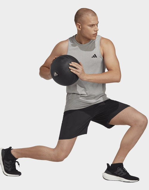 Training Essentials Woven Shorts