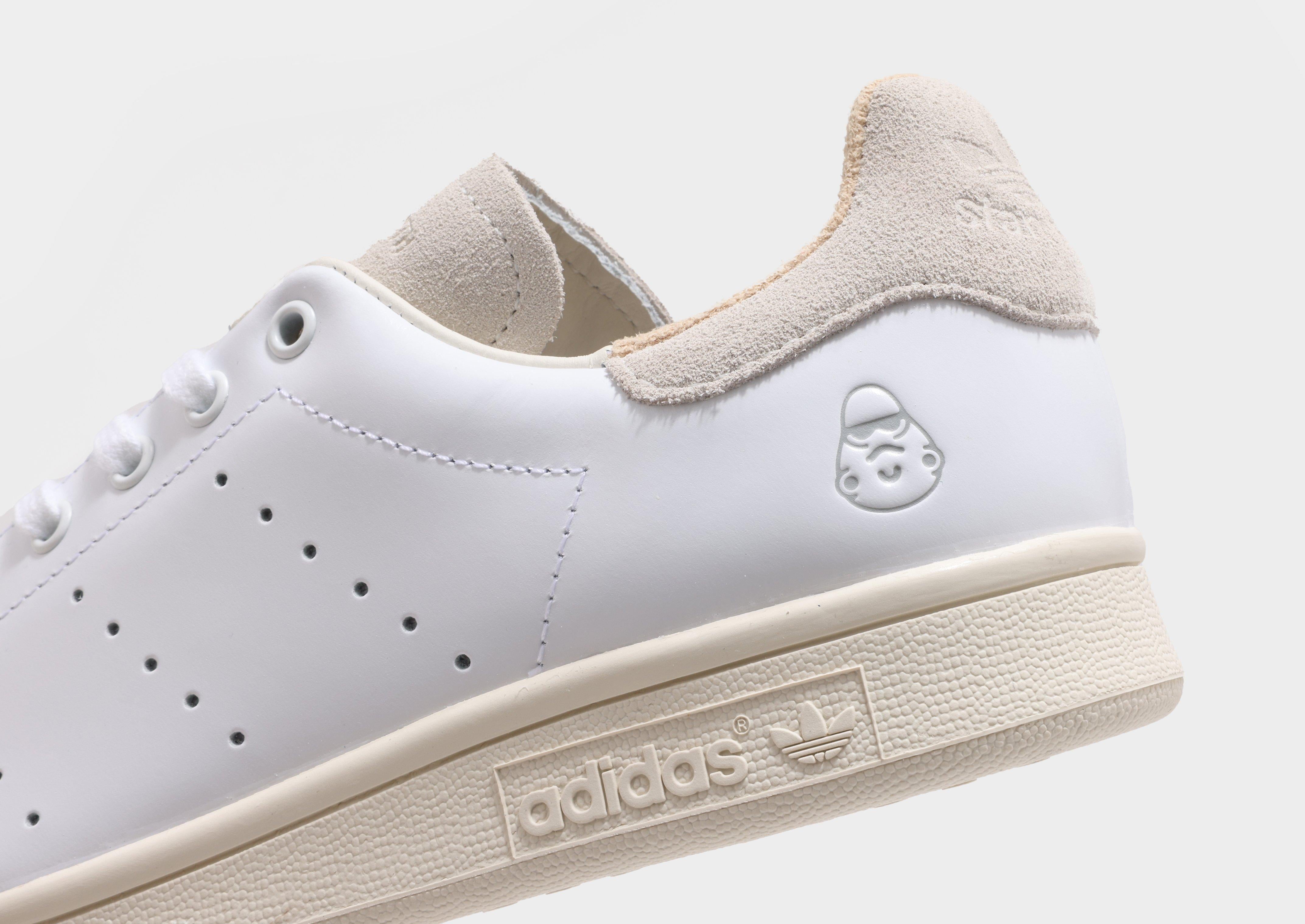 White adidas Star Wars Nanzuka Stan Smith - JD Sports Singapore