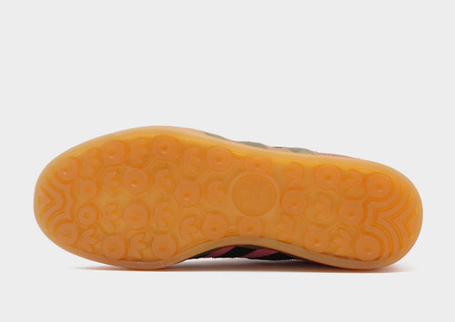 Gazelle Indoor Women's