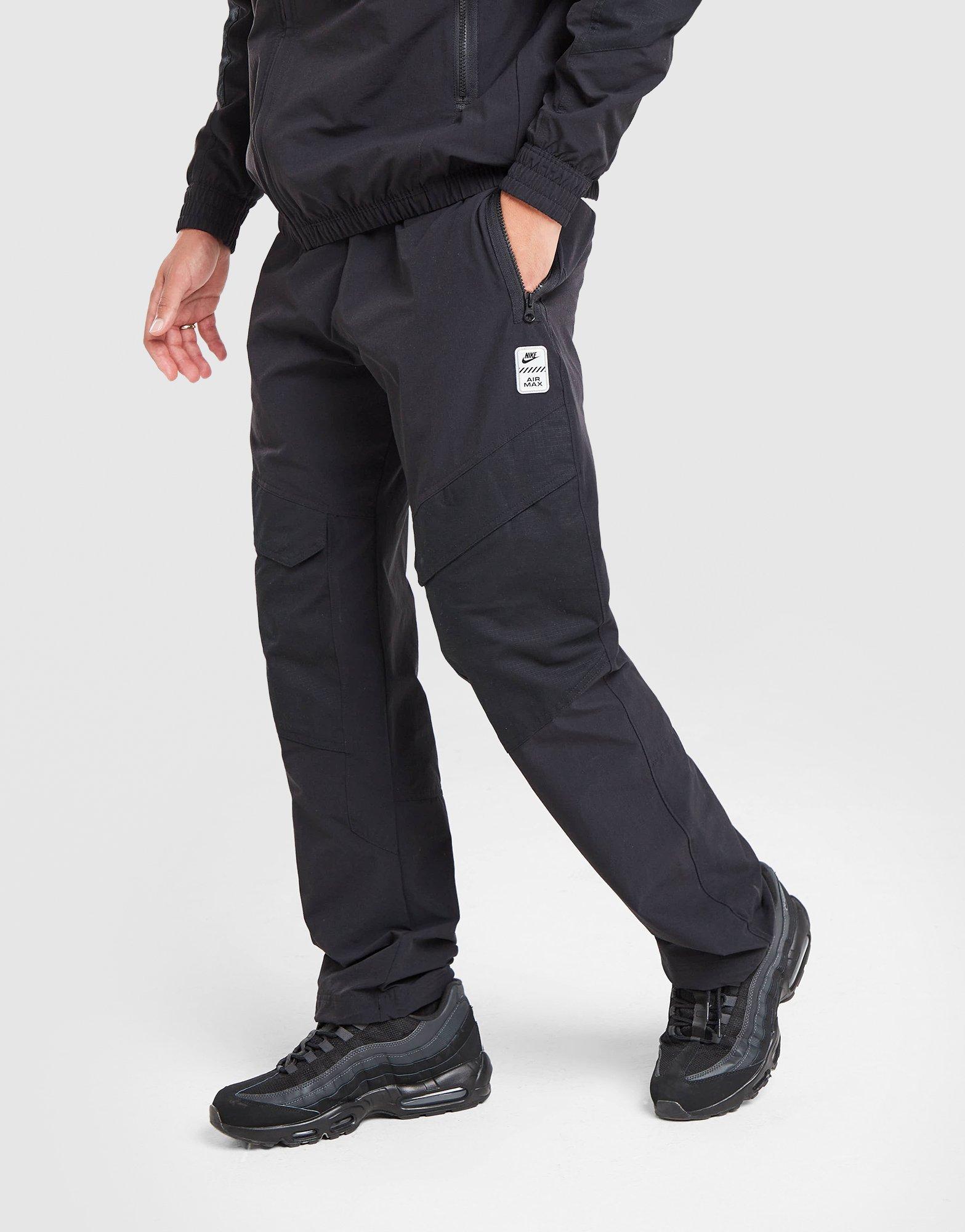 men cargo pants nike
