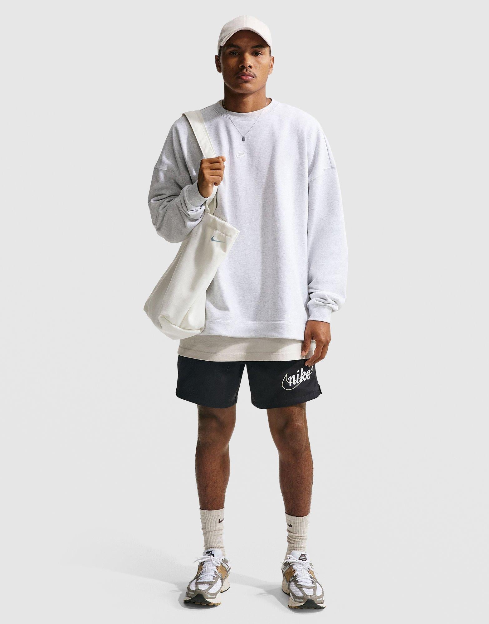 Sportswear Club Woven Flow Shorts