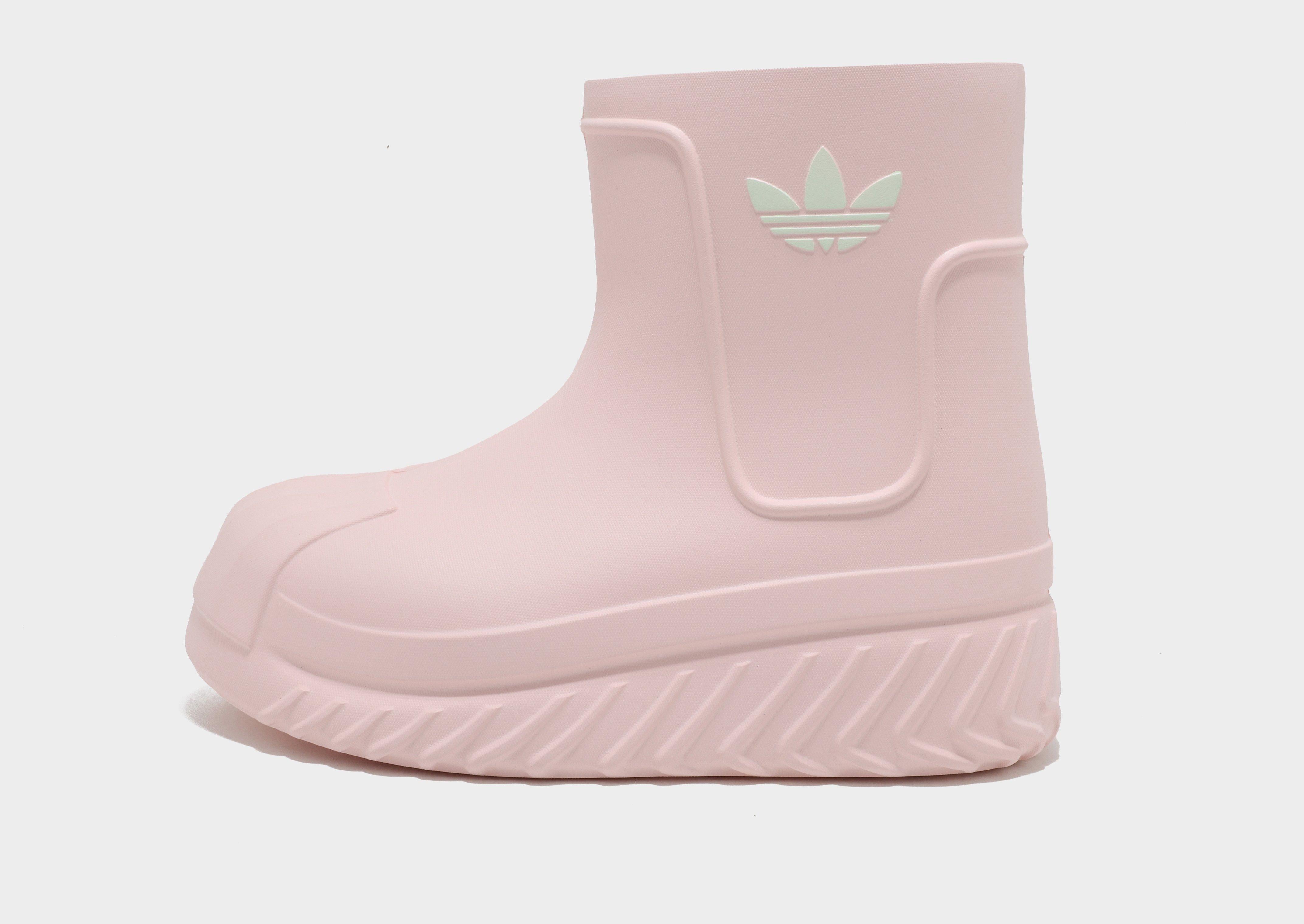 AdiFOM Boot