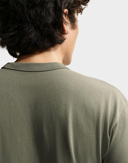 Sportswear Premium Essentials T-Shirt
