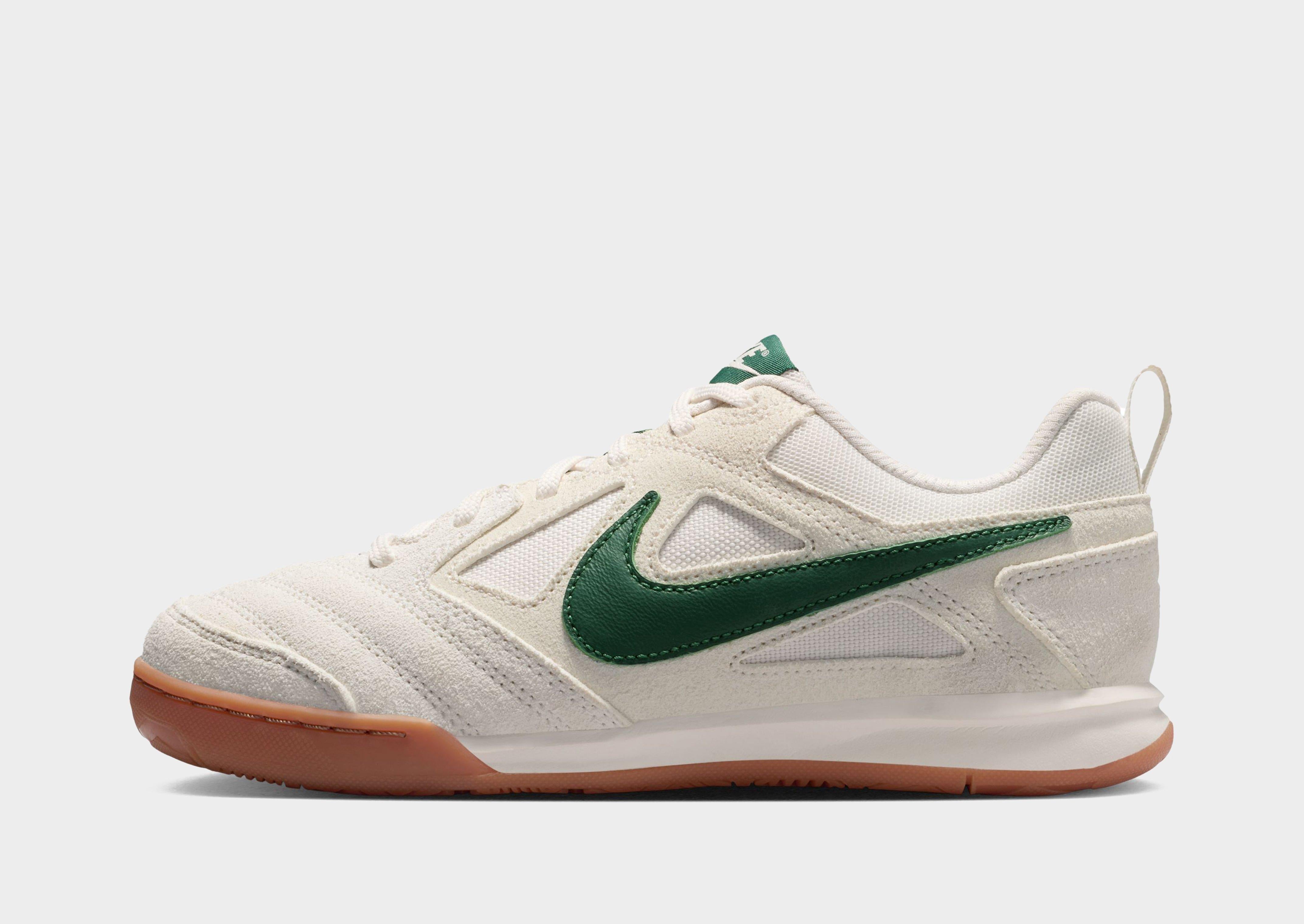 jd sports nike 200 junior