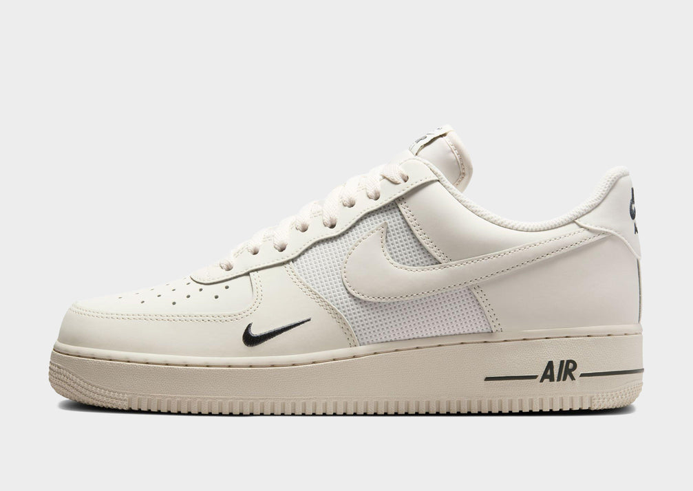 Nike Air Force 1 '07 LV8