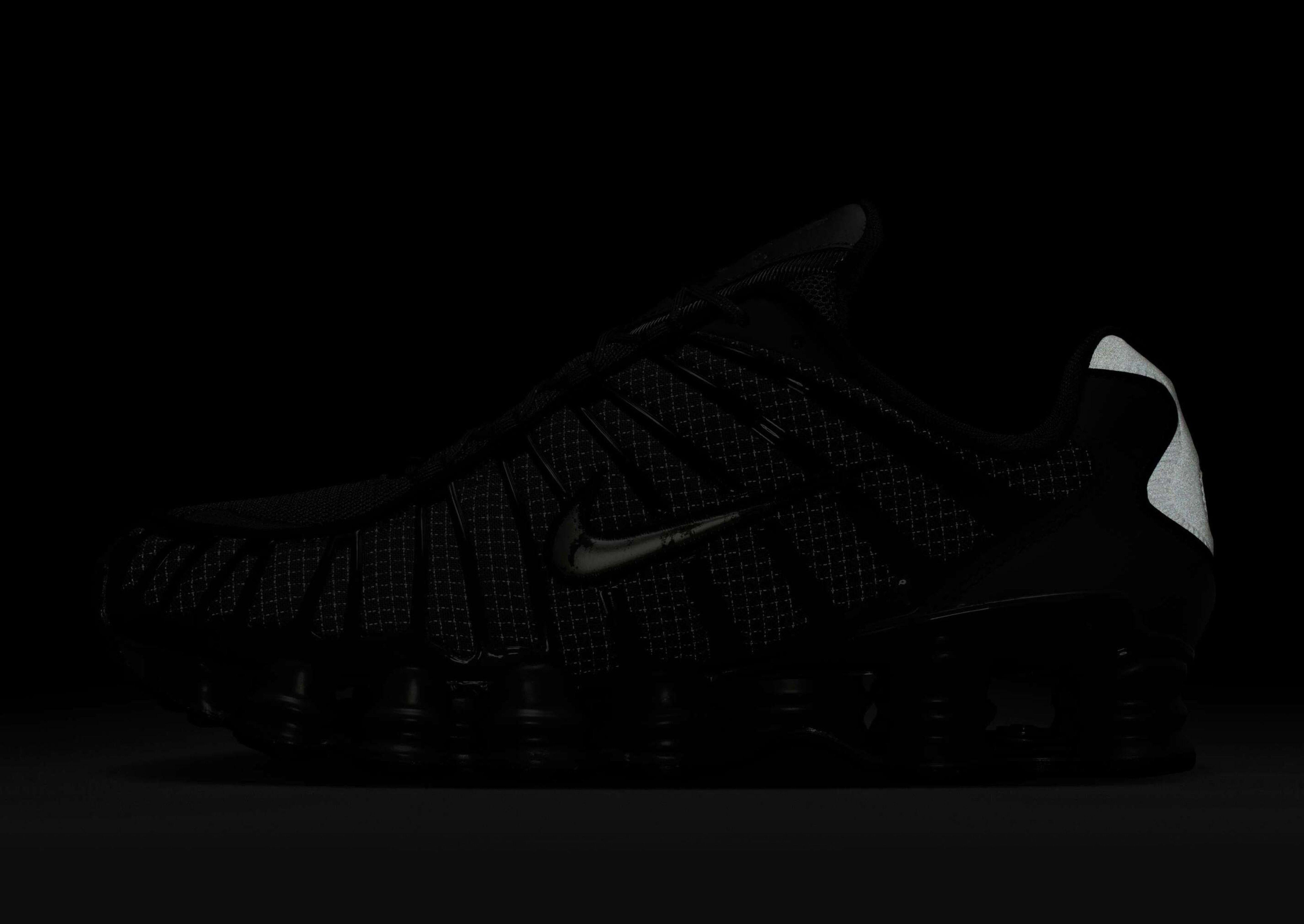 Black Nike Shox TL - JD Sports Singapore