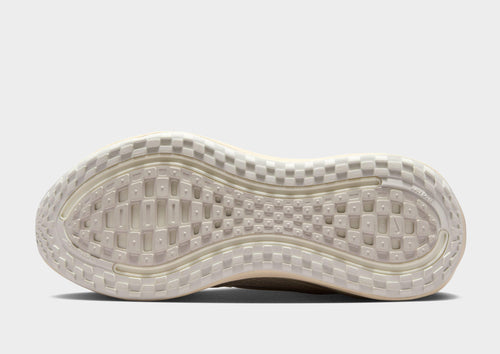 Vomero Plus Women's