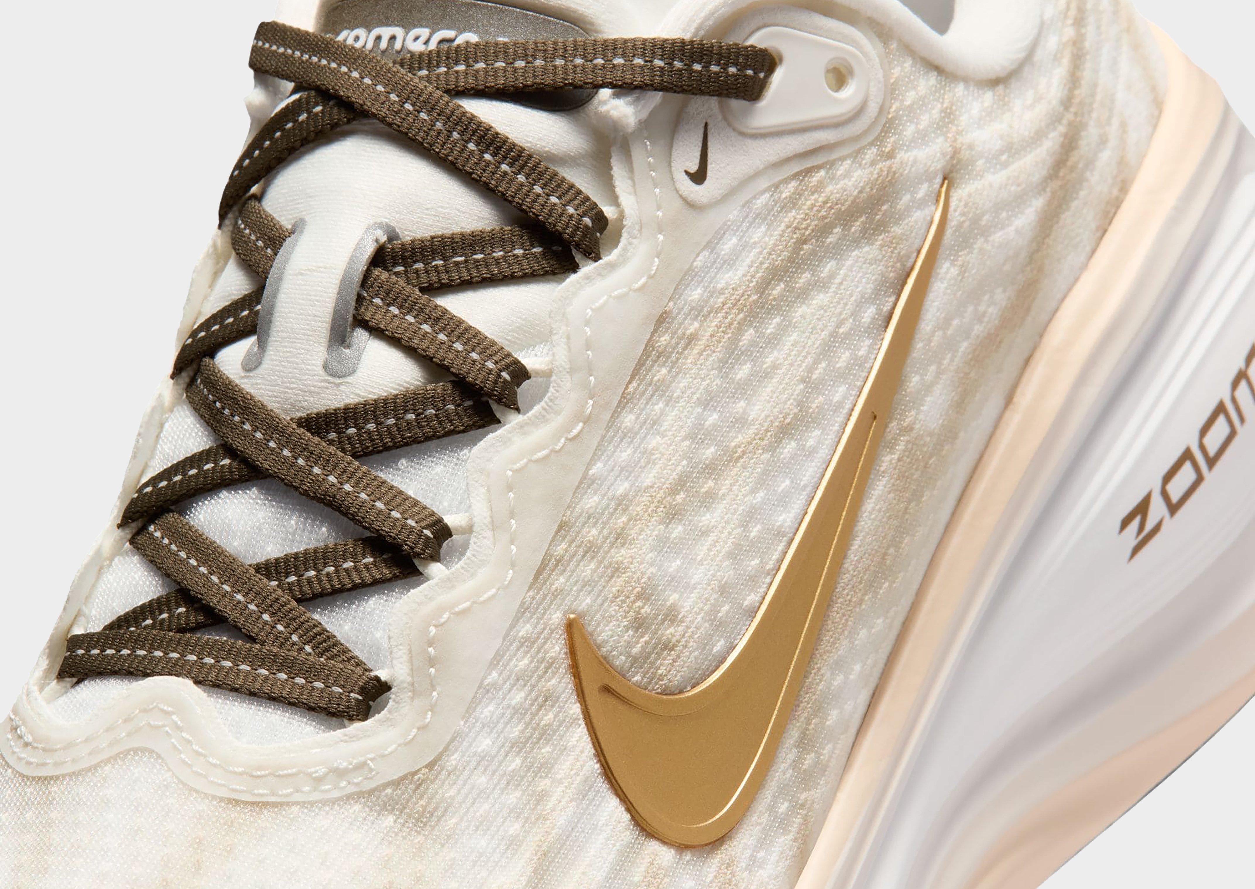 White Nike Vomero Plus Women's - JD Sports Singapore