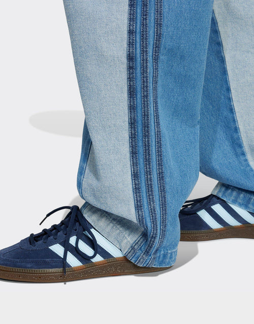 Straight Leg Jeans