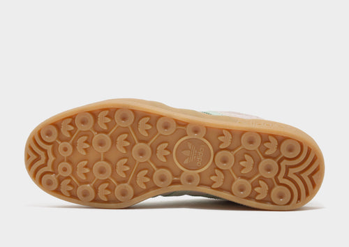 Gazelle Indoor Women's
