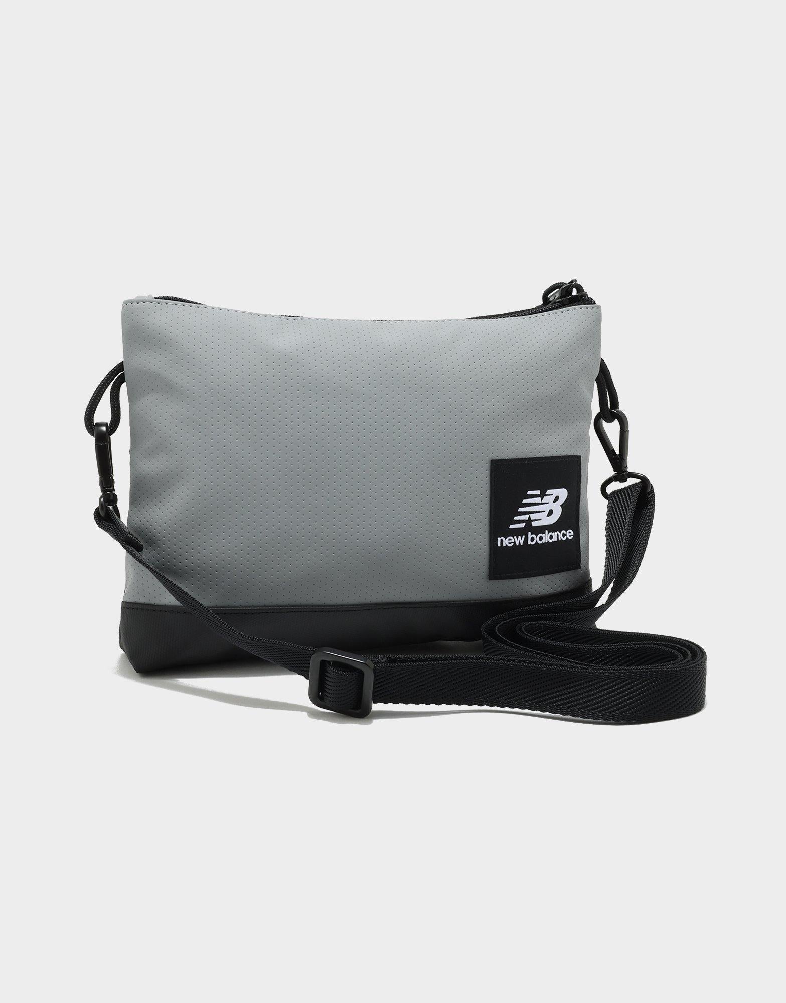 【New Balance】☆クロスボディーバック☆Legacy Crossbody New Balance】☆クロスボディーバック☆Legacy Crossbody (New