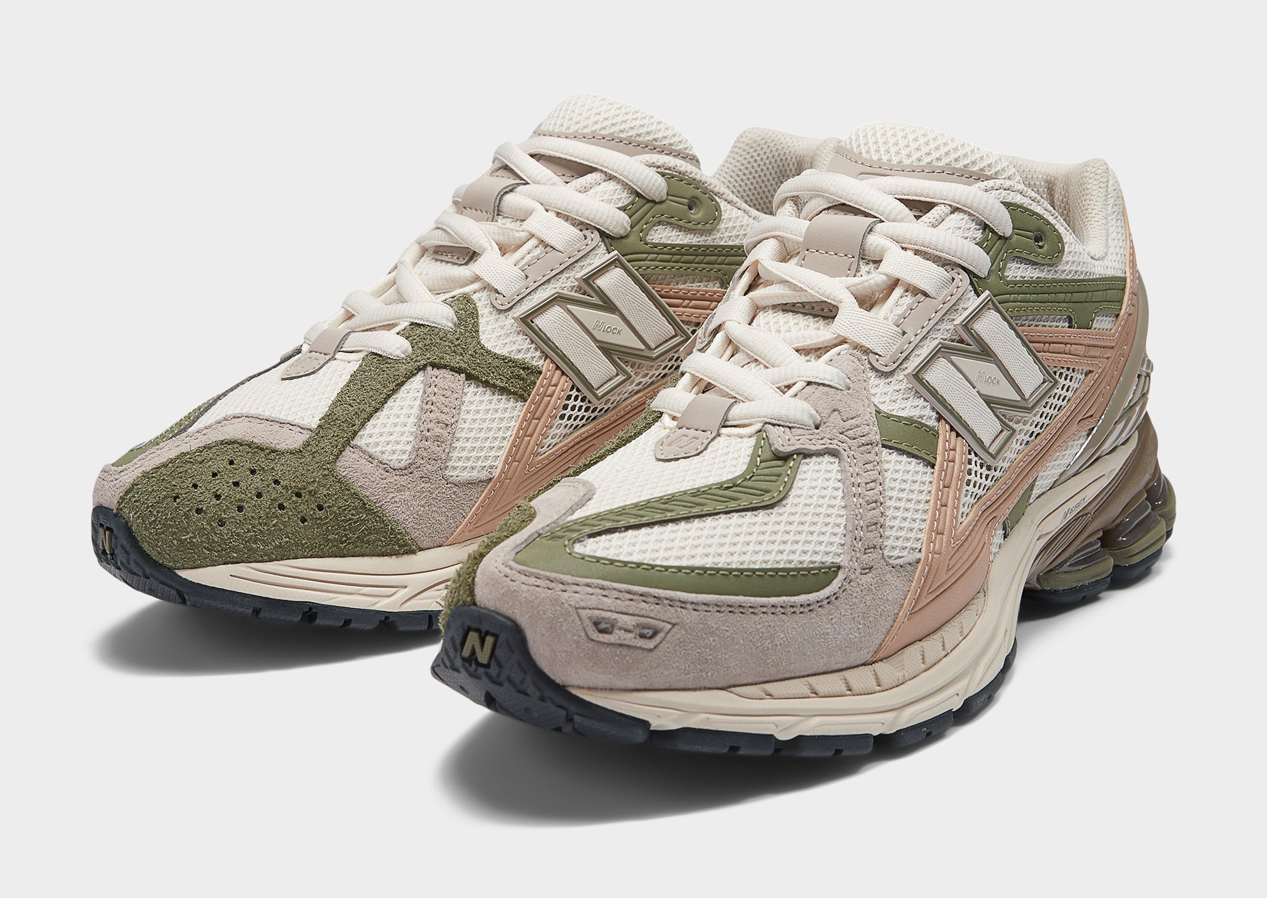 Beige New Balance 1906R - JD Sports Singapore