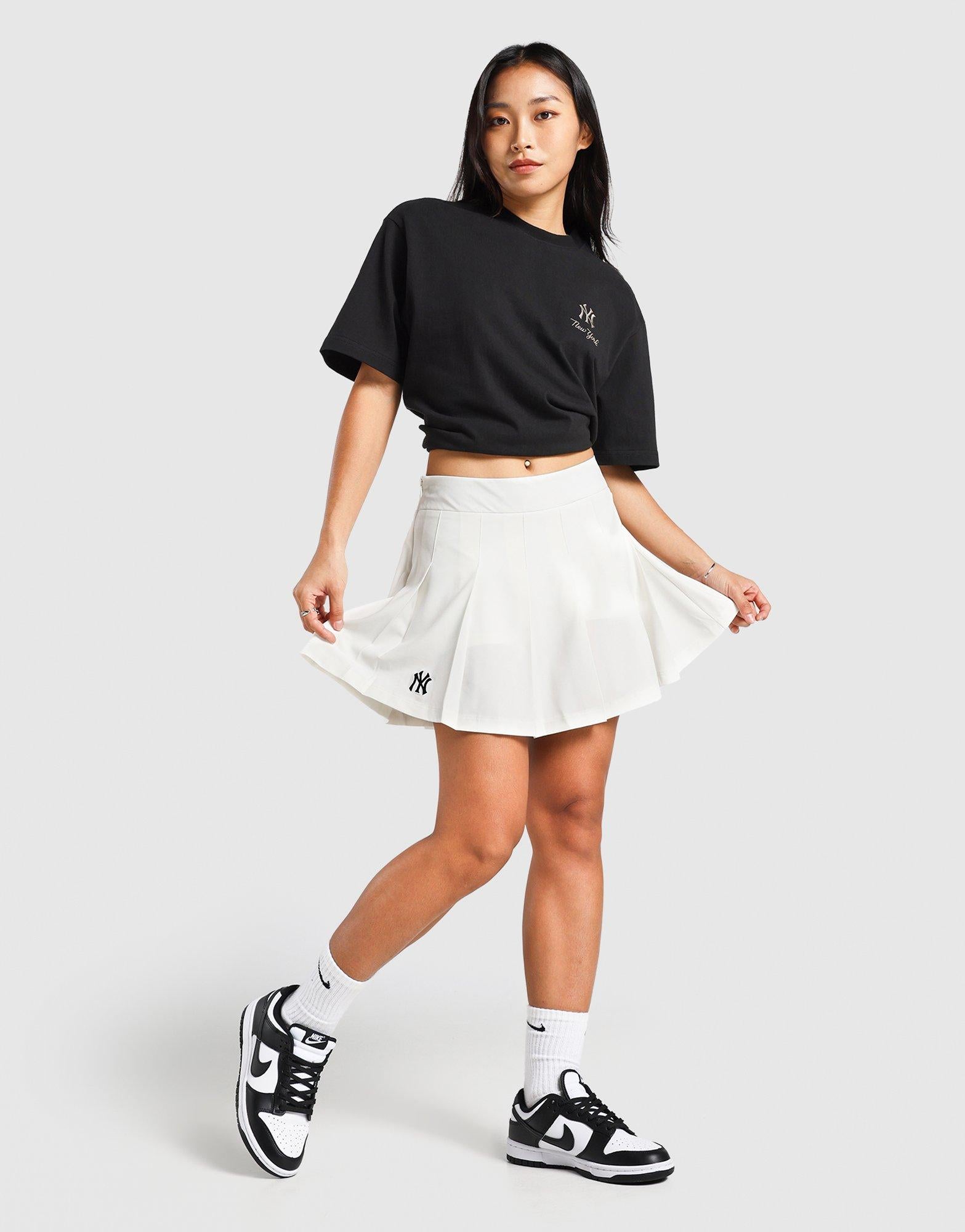 White Majestic Full-Pleated NY Yankees Skirt - JD Sports Singapore