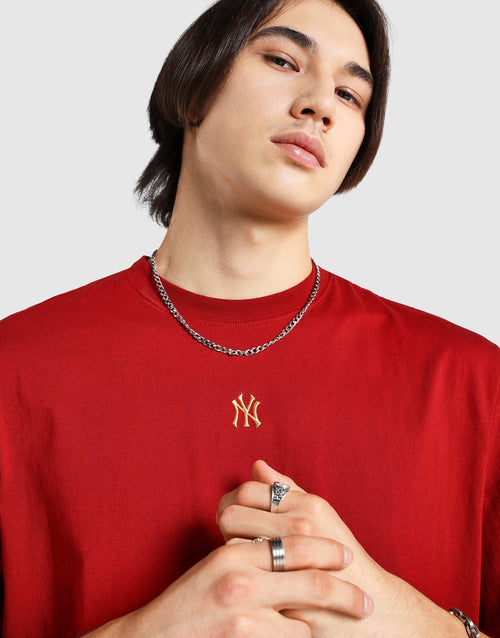 NY Yankees Metallic Embroidered Large T‑Shirt