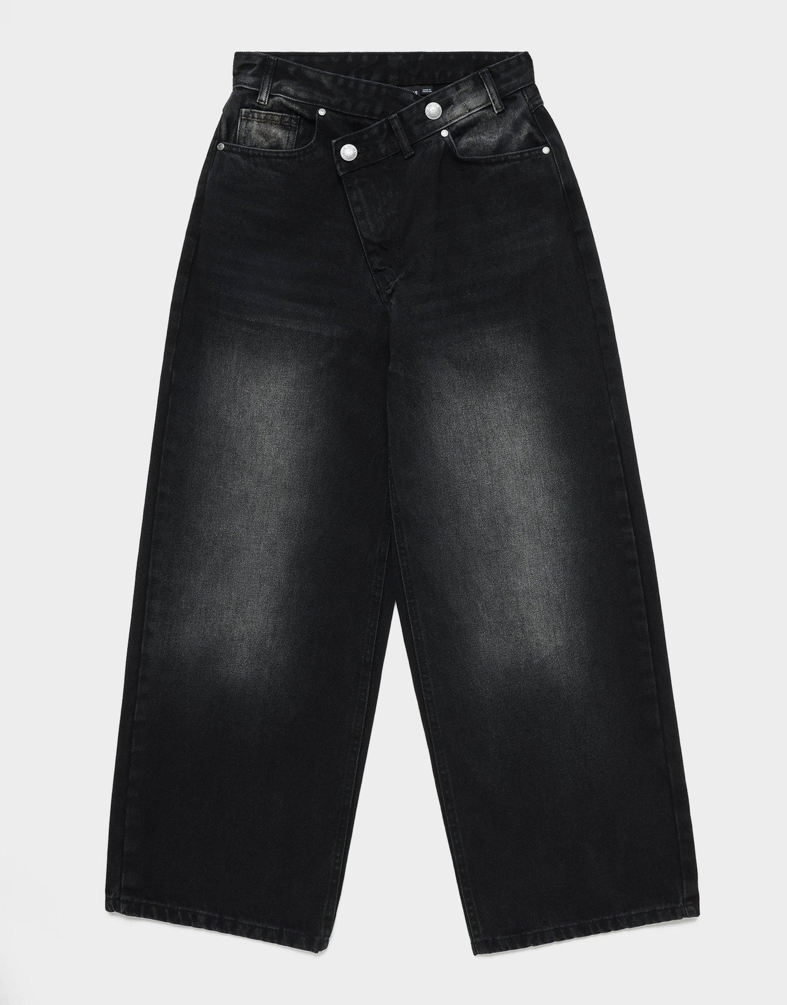 Asymmetric Jeans