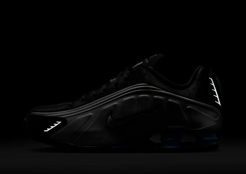 Shox R4