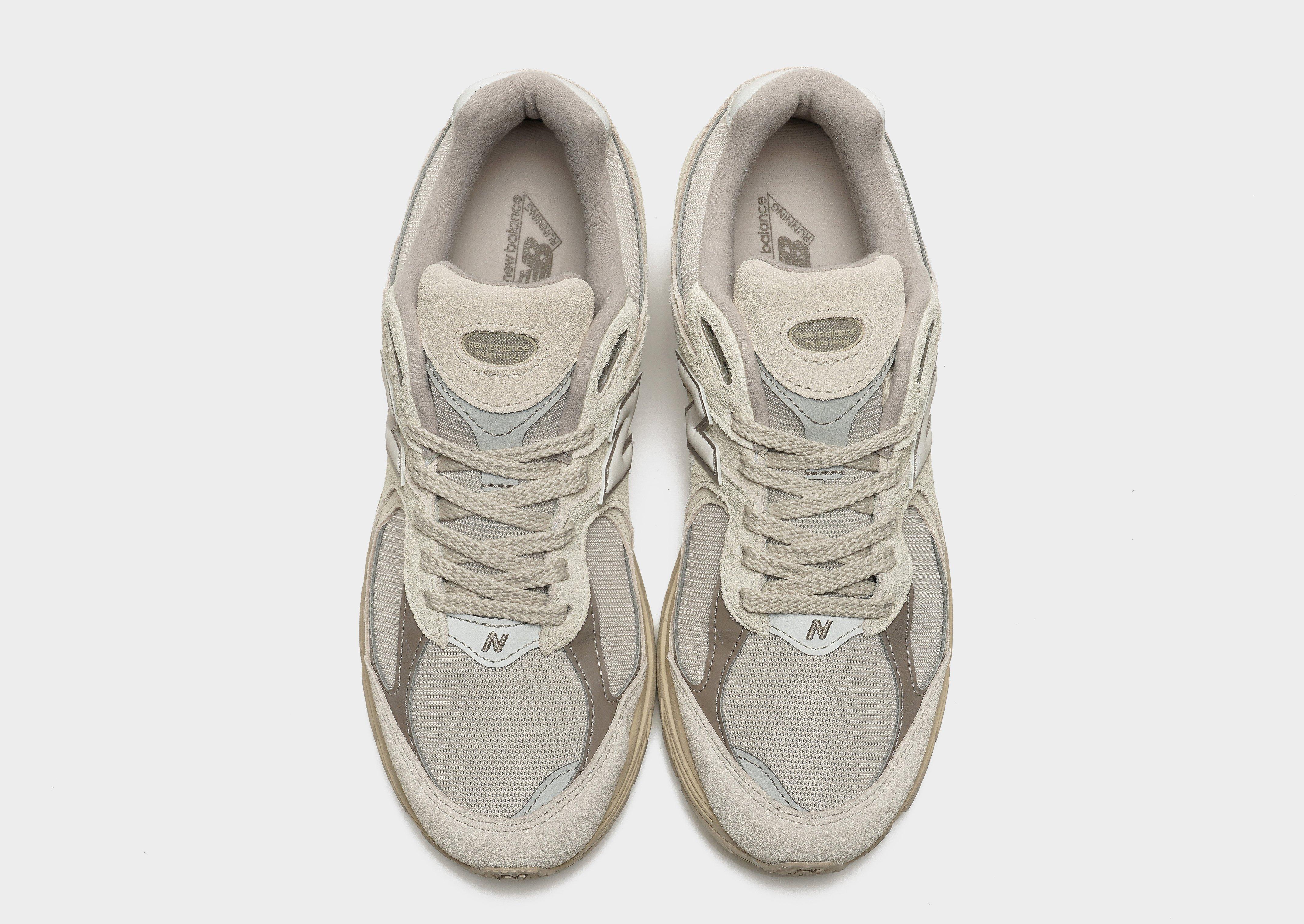 Beige New Balance 2002R - JD Sports Singapore