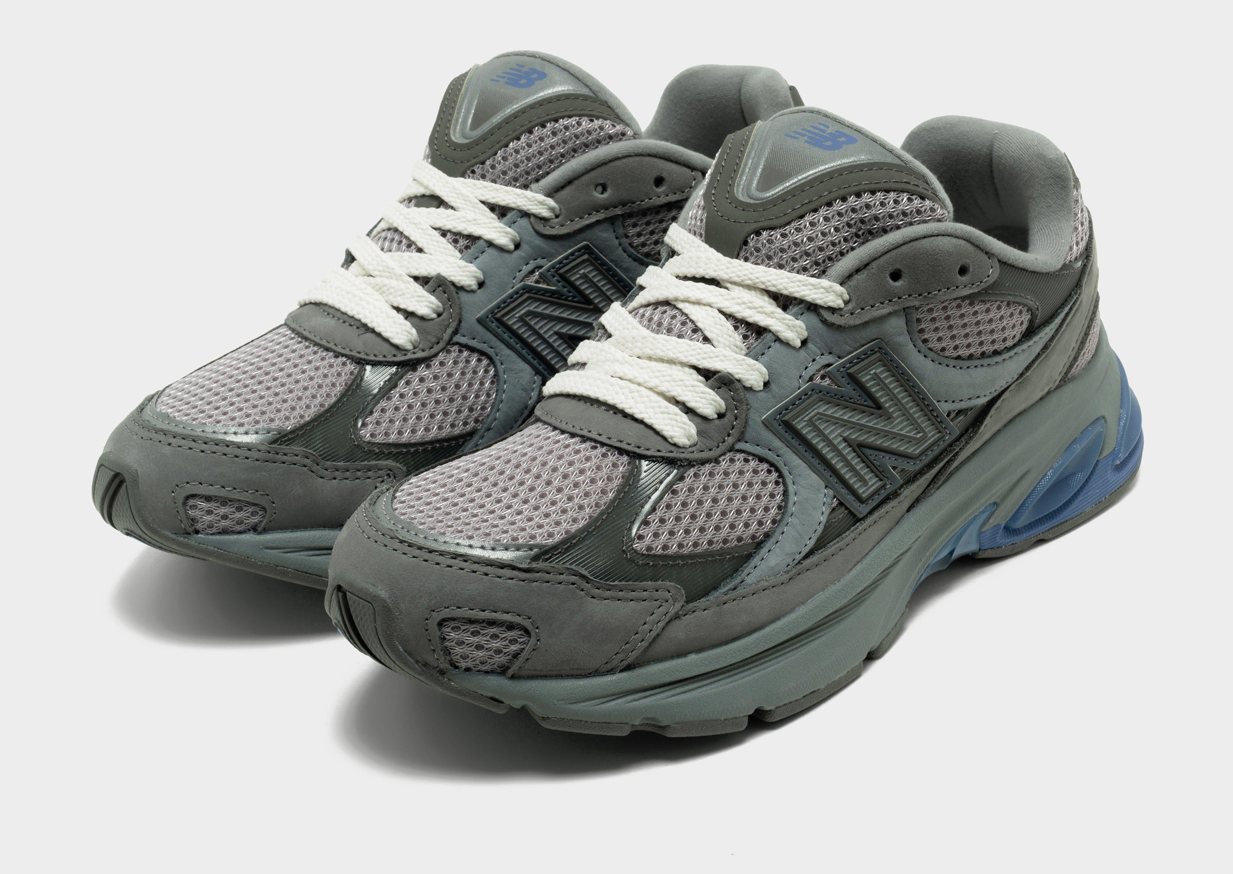 Grey New Balance ABZORB 2010 - JD Sports Singapore
