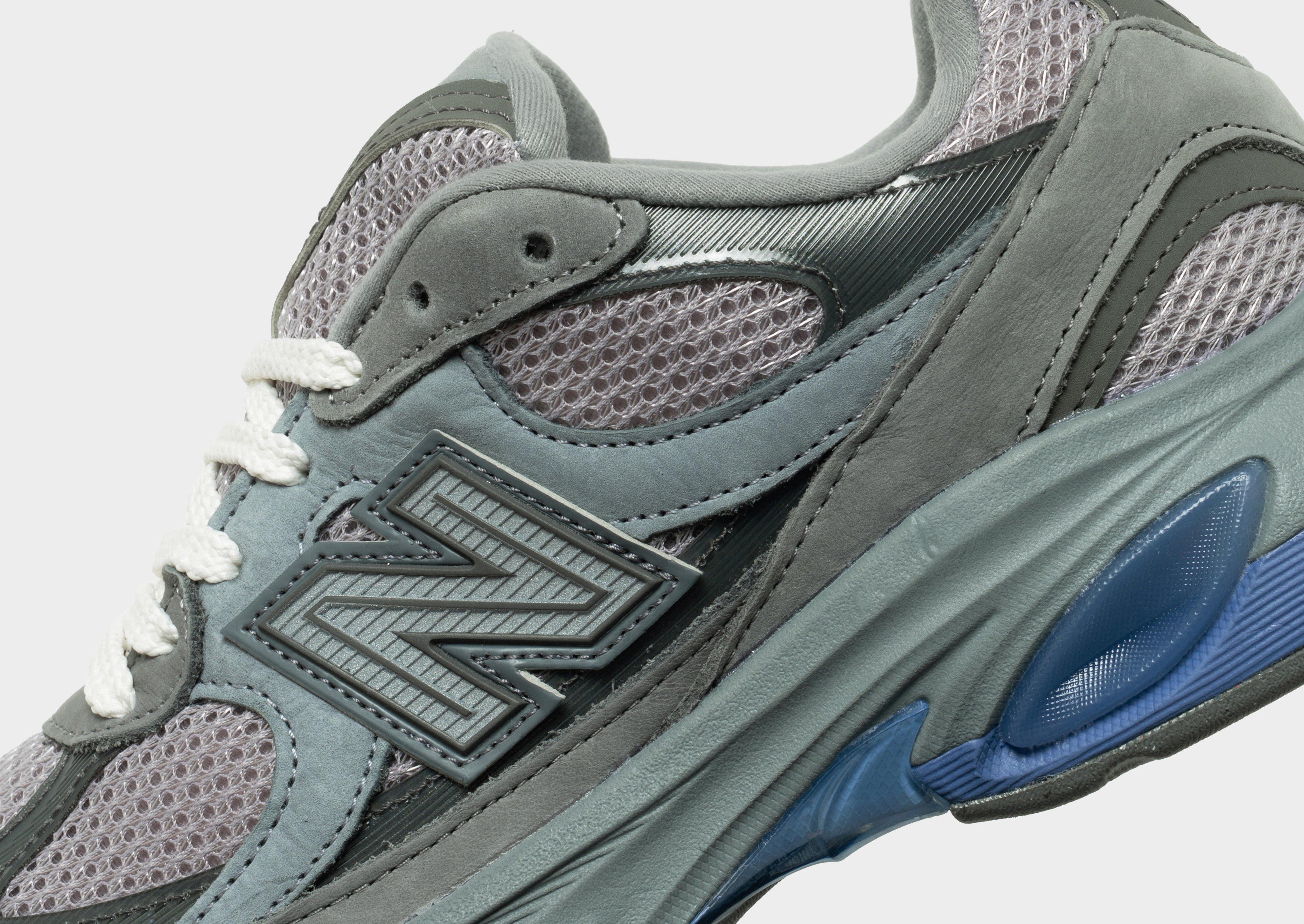 Grey New Balance ABZORB 2010 - JD Sports Singapore