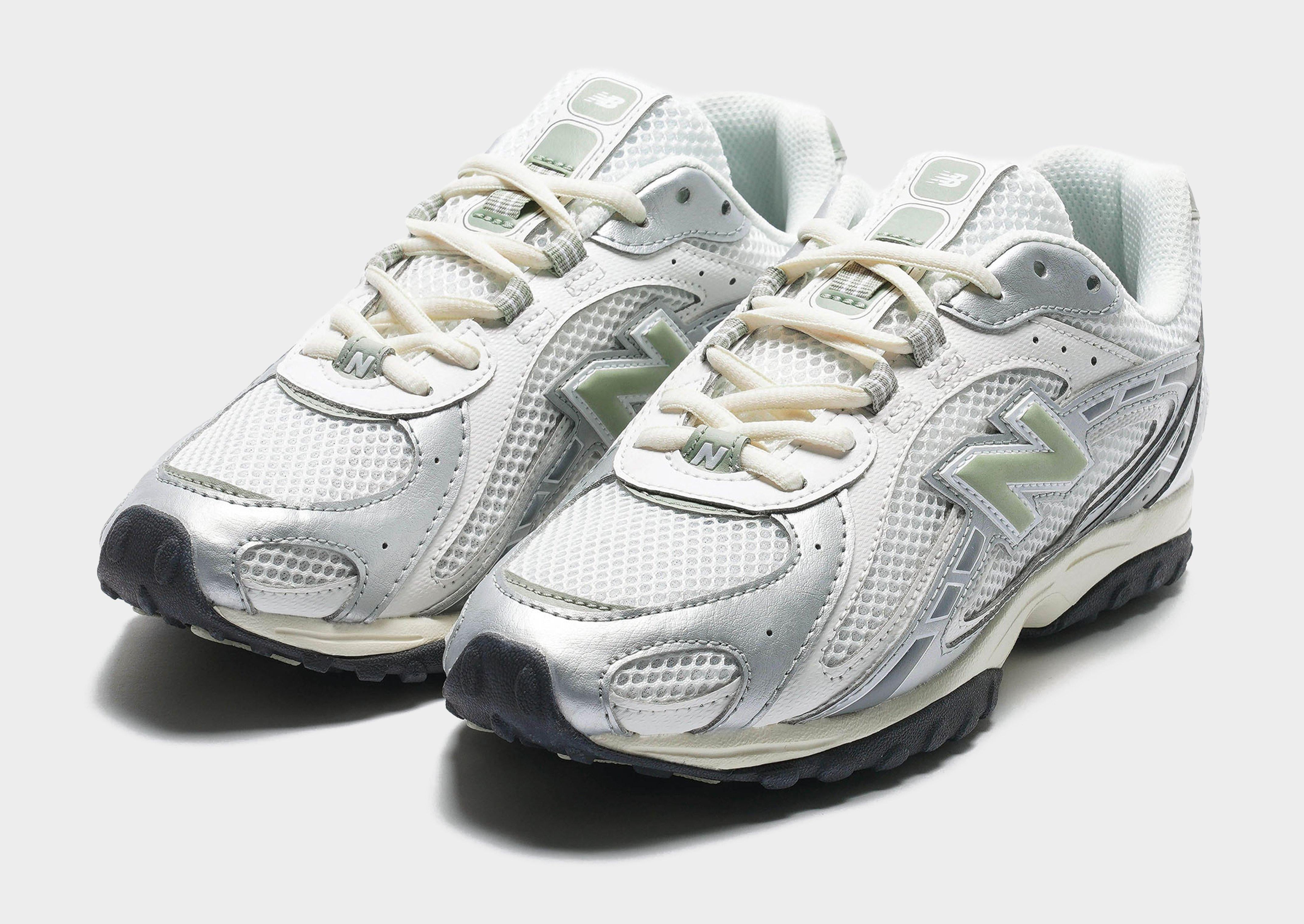White New Balance 204L Women's - JD Sports Singapore