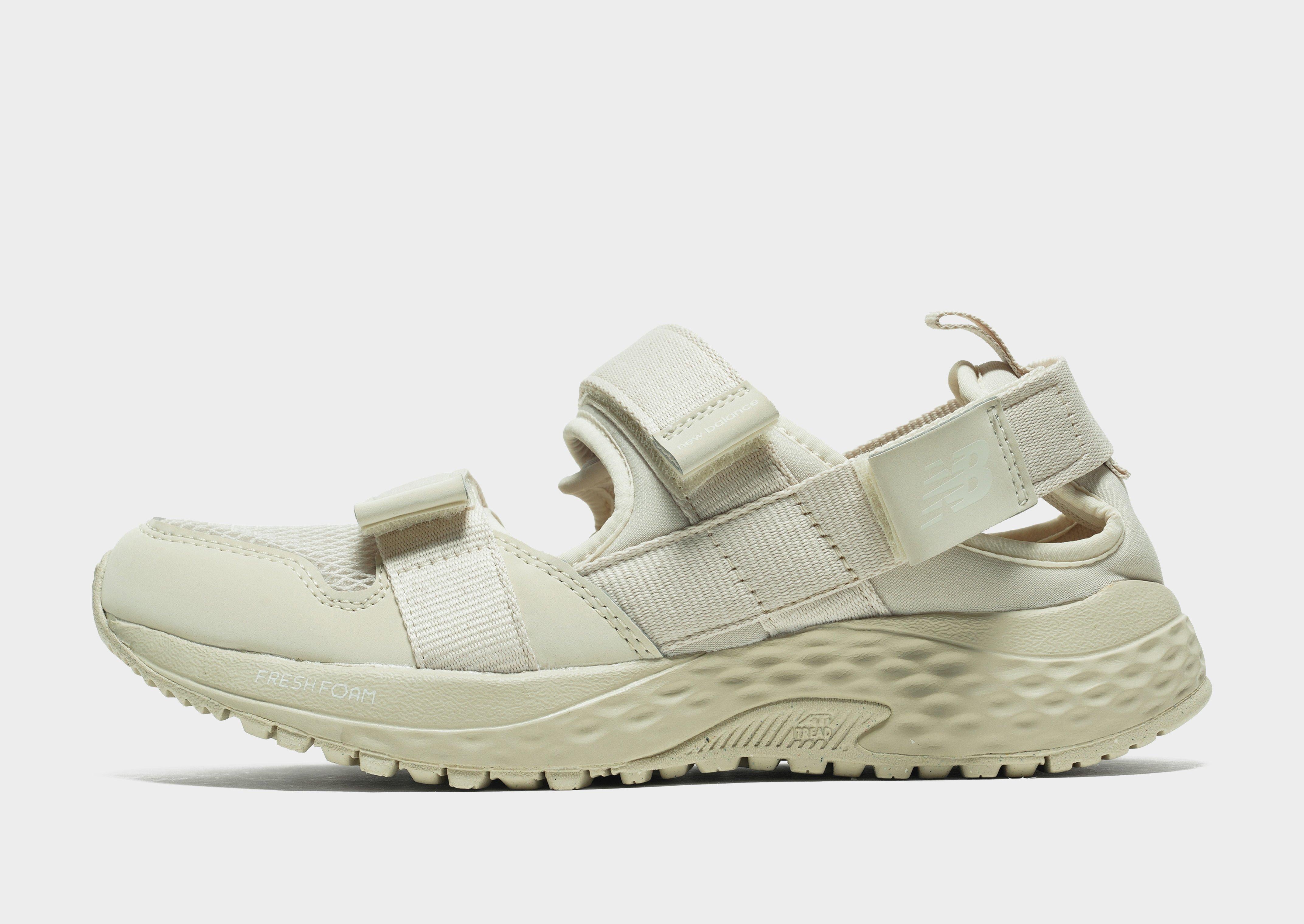 UA710 Women’s