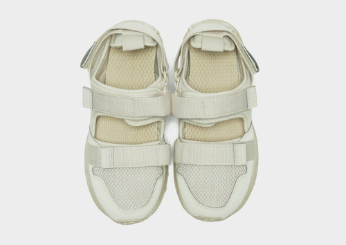 UA710 Women’s