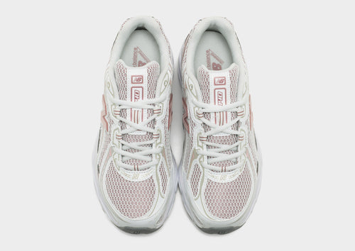 740 Women's