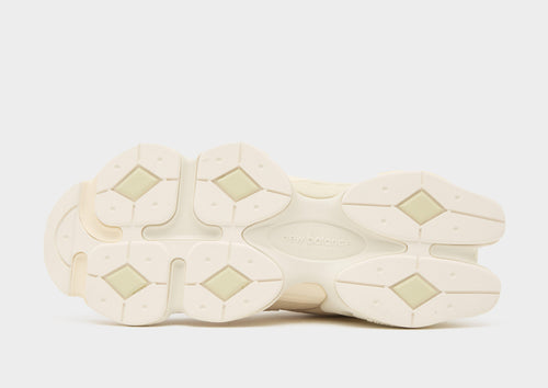 9060 Women's