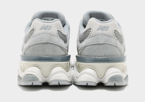 9060 Women's