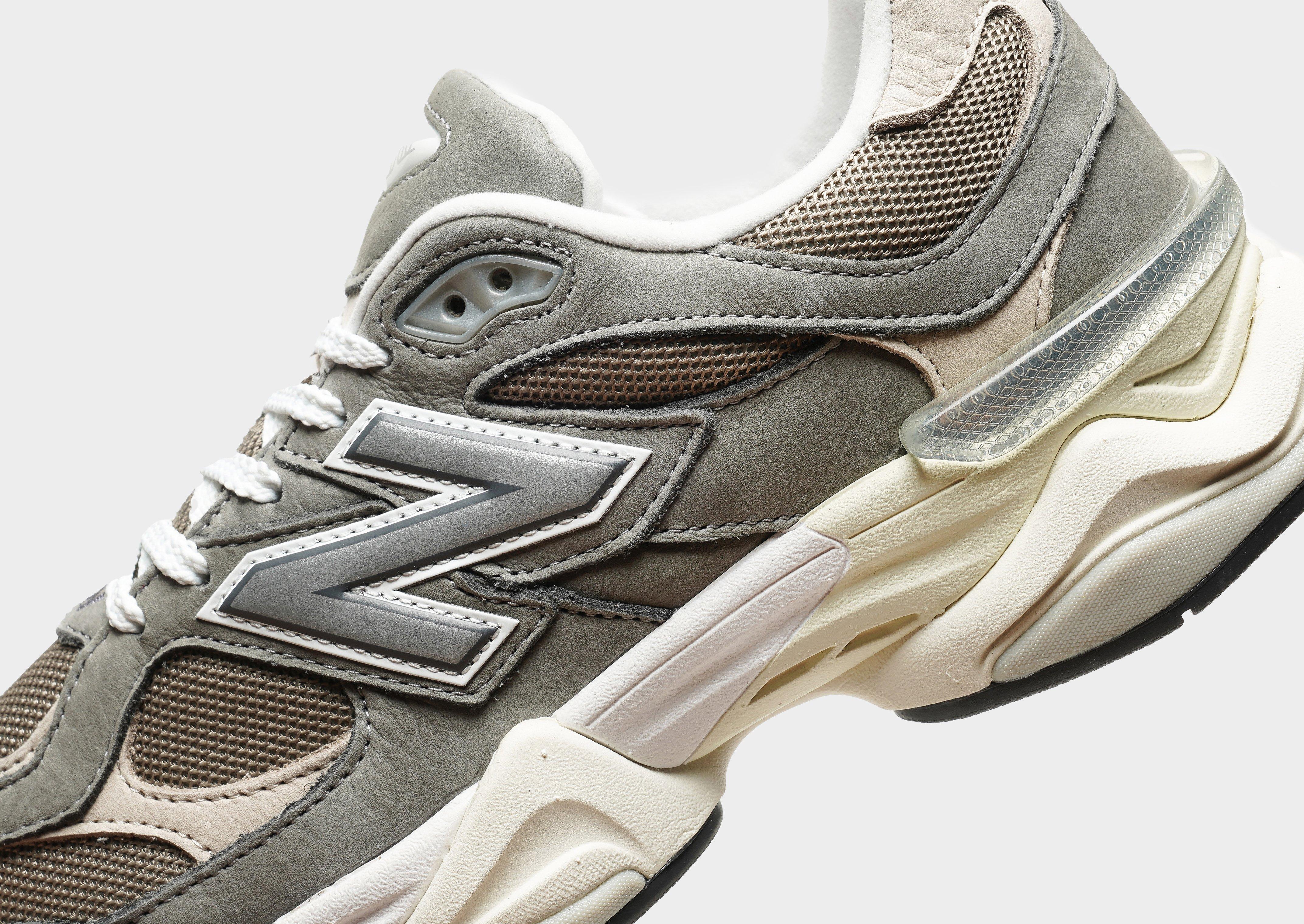 無銀泥　画材 LIXIL すっきり棚 木製棚板 D200×W603×t20 パレット・ヴィン