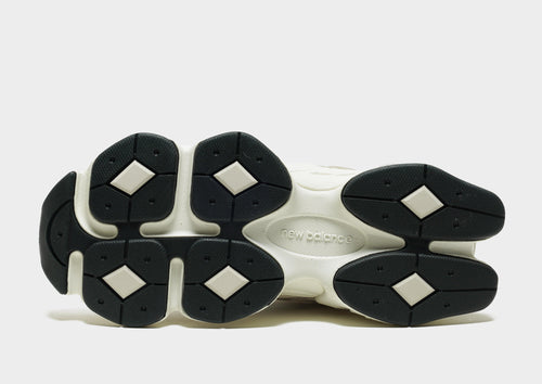 9060 Women's