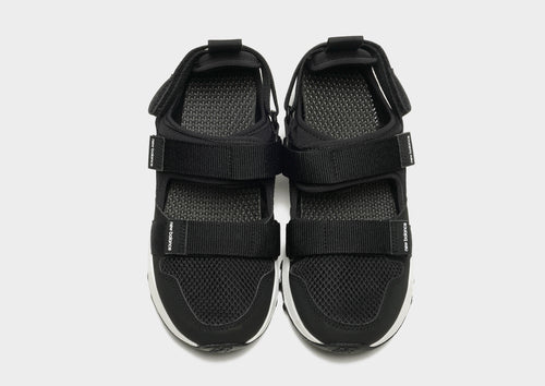 UA710 Women's