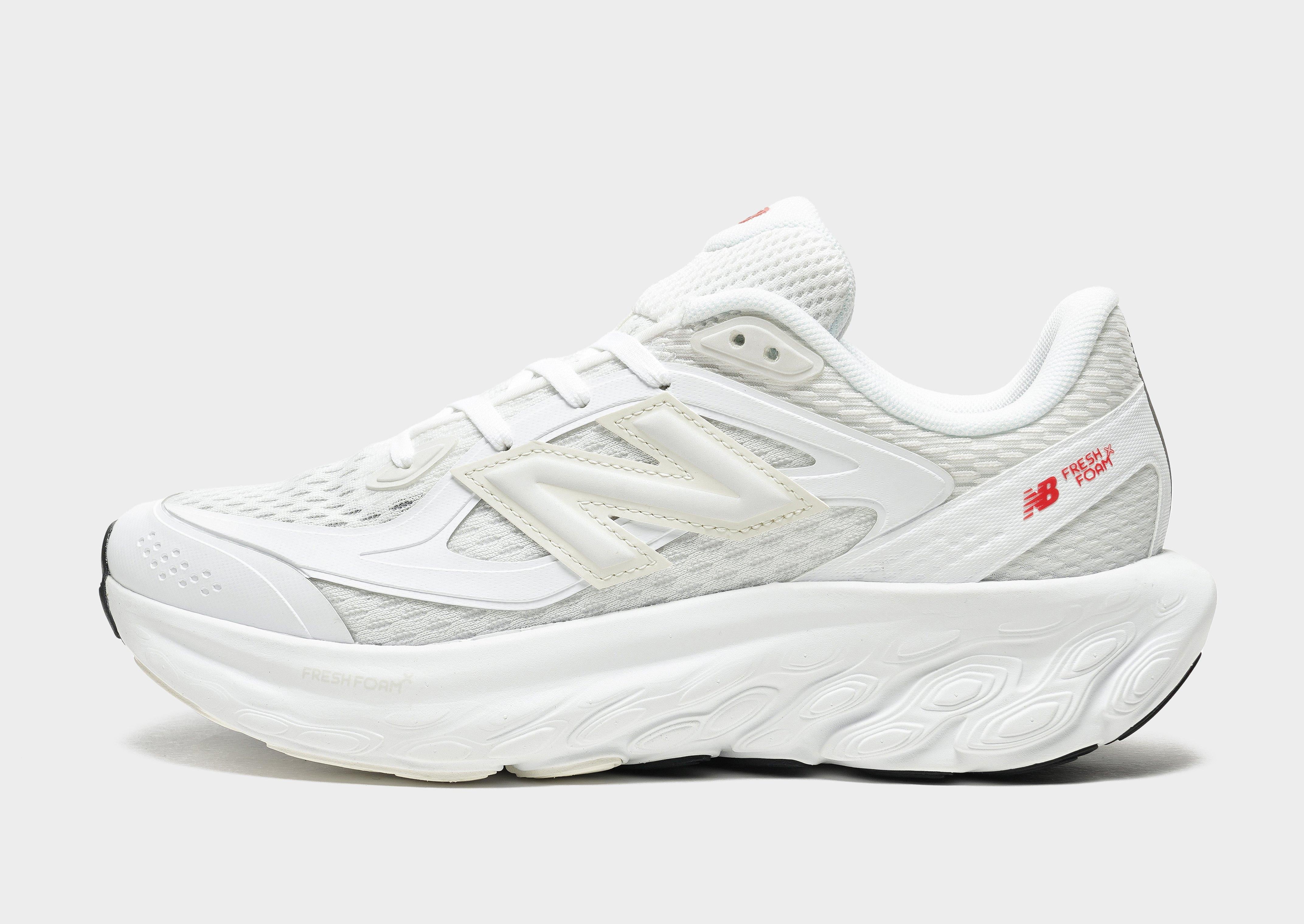 black nike trainers junior size 6